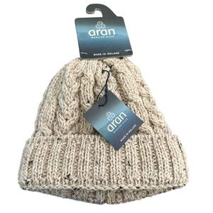 NWT ARAN WOOLLEN MILLS UNISEX MERINO WOOL CABLE KNIT BEANIS HAT